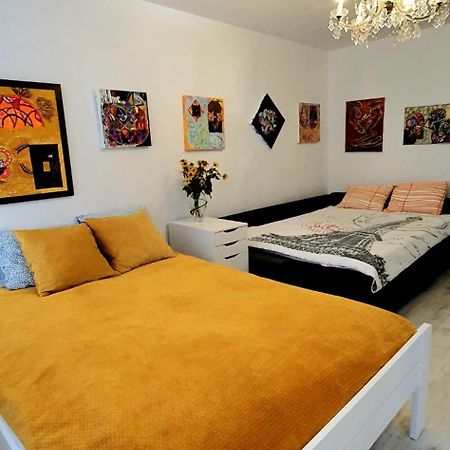 Warszawa Centrum Apartament Daniella Luaran gambar